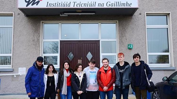 Genç iletişimciler İrlanda’da eğitimde