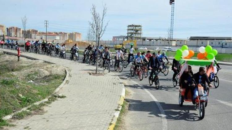 Lüleburgazda, 100 Bisiklet 100 Fidan etkinliği