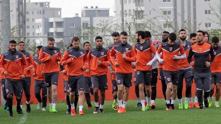 Adanaspor şut çalıştı