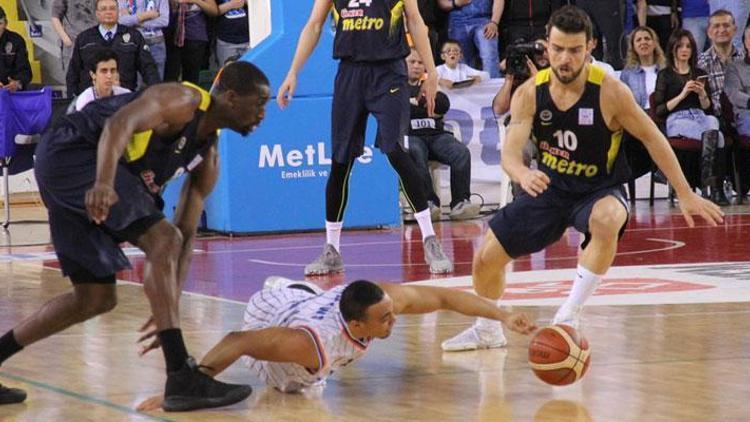 Fenerbahçe 11 sayı farkla galip