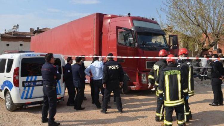 Macaristan uyruklu TIR şoförü aracında ölü bulundu