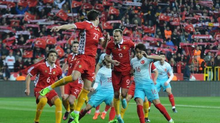 Türkiye - Moldova hazırlık maçının ek fotoğrafları