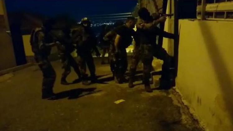 İzmirde eylem hazırlığındaki 11 kişi yakalandı