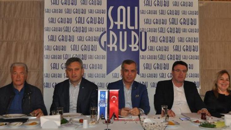 Salı Grubunda referandum konuşuldu