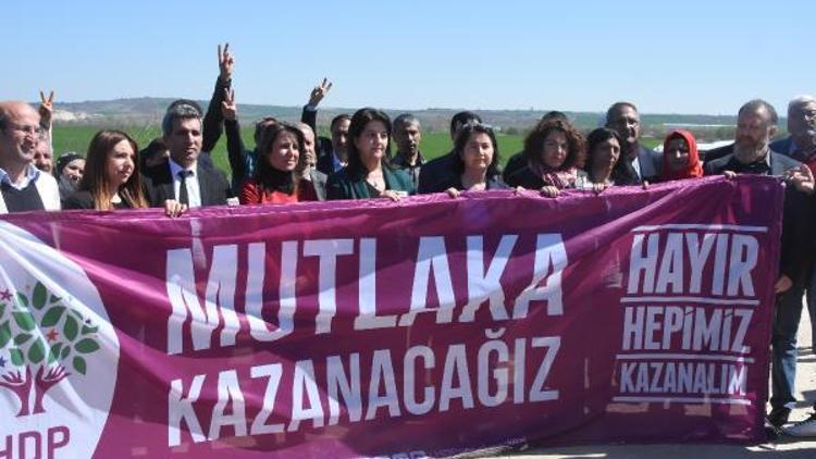 HDP, Trakyada hayır kampanyasını cezaevi önünde başlattı