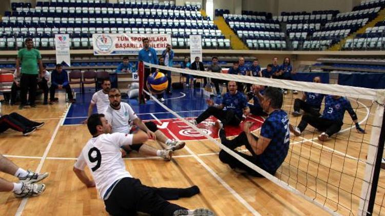 Fethiyede voleybol şöleni