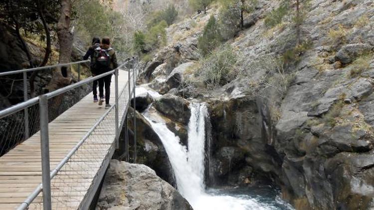 Sapadere Kanyonu tatilcileri ağırlıyor