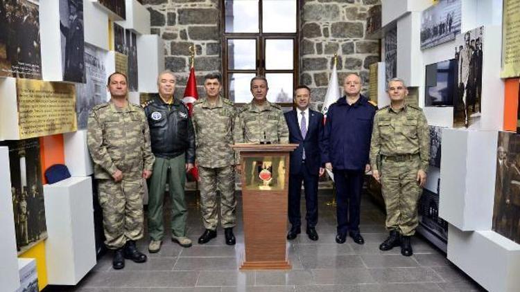 Genelkurmay Başkanı ve Kuvvet komutanları Diyarbakırda (2)- Yeniden