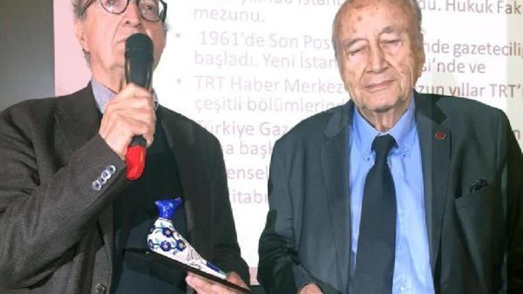 Hıfzı Topuz Onur Ödülü, TGC Başkanı Turgay Olcayto’nun