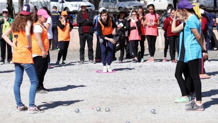 Başkan Yaşar’dan Yenimahalle’ye Bocce sahası müjdesi