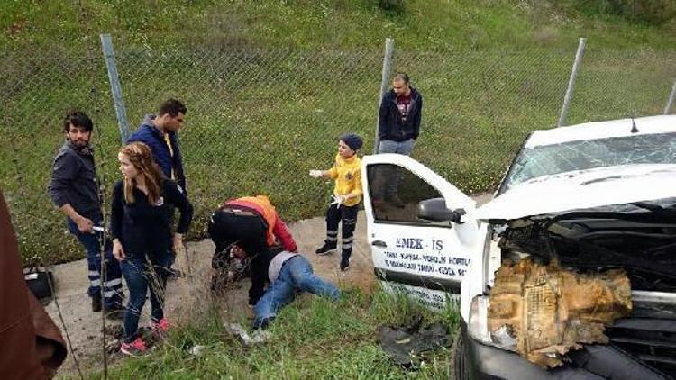 Germencikte zincirleme trafik kazasında 4 yaralı