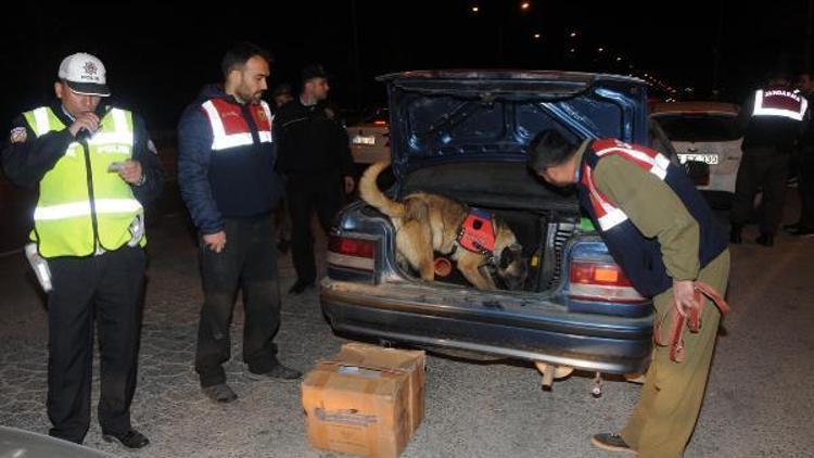 Eskişehirde polis ve jandarmadan ortak uygulama