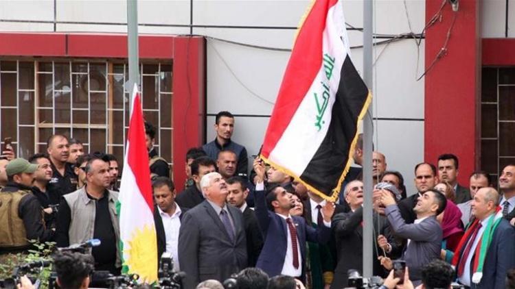 Barzani krizi tırmandırıyor: Bayrak kesinlikle inmeyecek