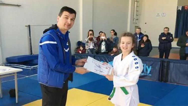 Lüleburgaz’da judo kuşak terfi sınavları yapıldı