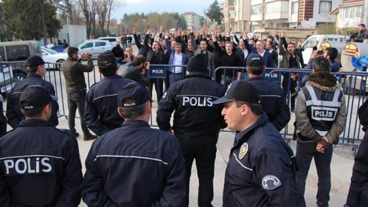 Ülkücülerden Akşenere etekli protesto