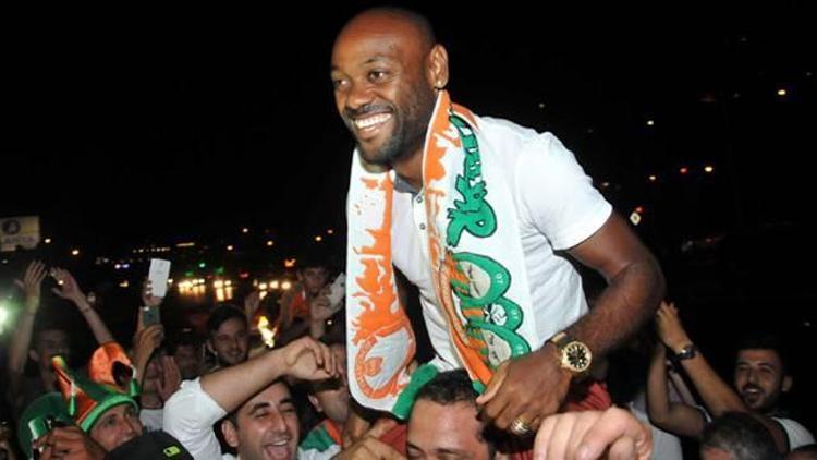 Aziz Yıldırımın merak ettiği isim Vagner Love...