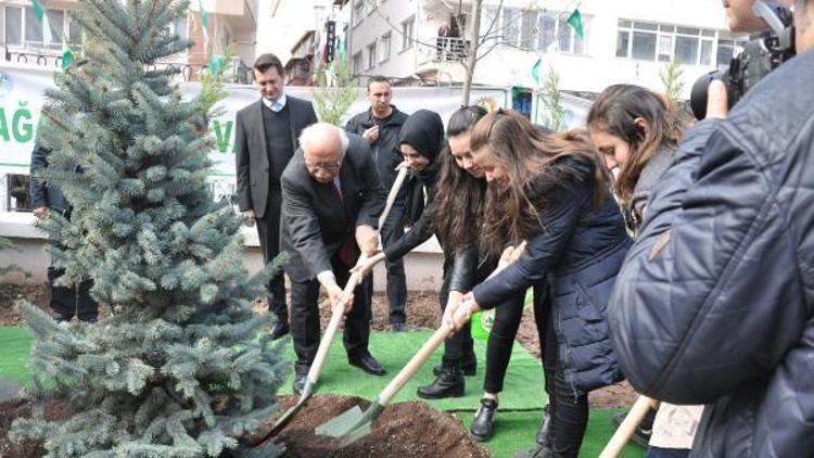 Bakan Avcı, Eskişehirde Arap turizmcilerle görüştü (2)