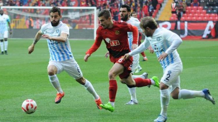 Eskişehirspor-Adana Demirspor Fotoğrafları