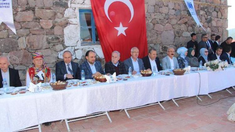 Bakan Elvan: Ülkücülerin kafaları karıştırılmaya çalışılıyor