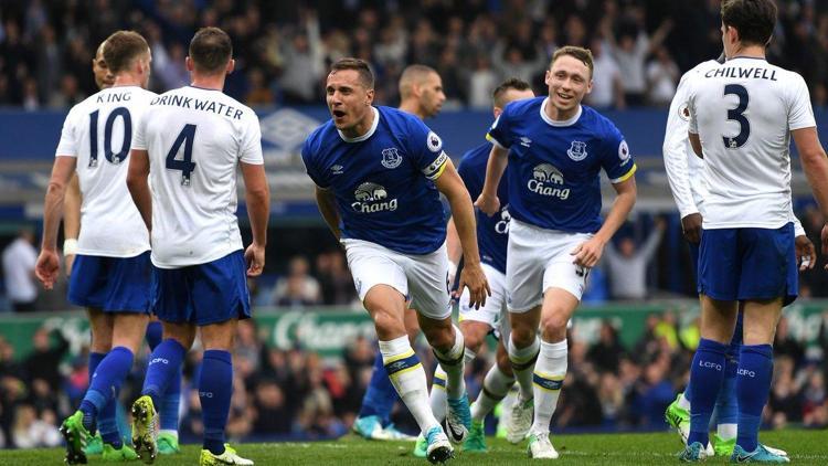 Everton, Shakespearee tarih yazdırmadı