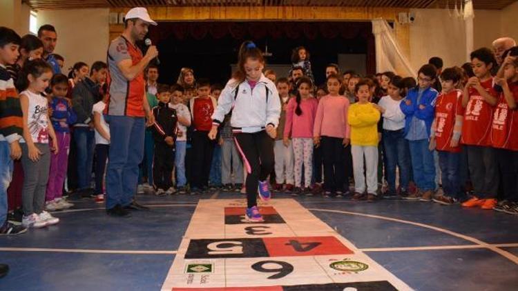 Çocuk oyunları festivalinin ön elemeleri yapıldı