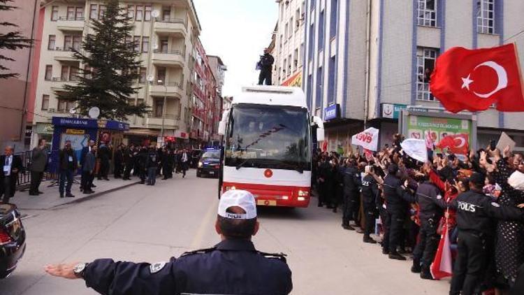 Cumhurbaşkanı Erdoğan: Freni patlamış kamyon gibiler (3)