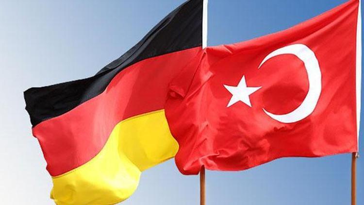 Almanyada Türkiye kökenliler arasında kutuplaşma ne kadar derin