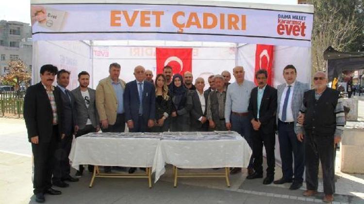 İskenderunda evet çadırı