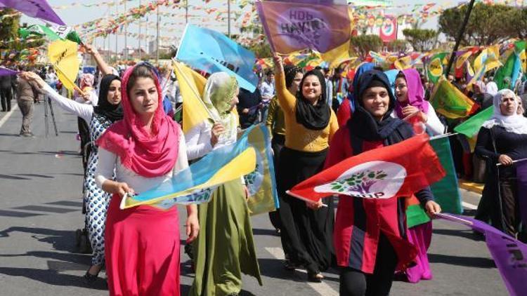 HDPden Antalyada hayır mitingi