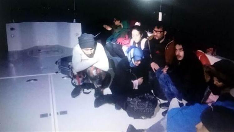Yunanistan’a kaçak geçmek isteyen 18 Suriyeli yakalandı