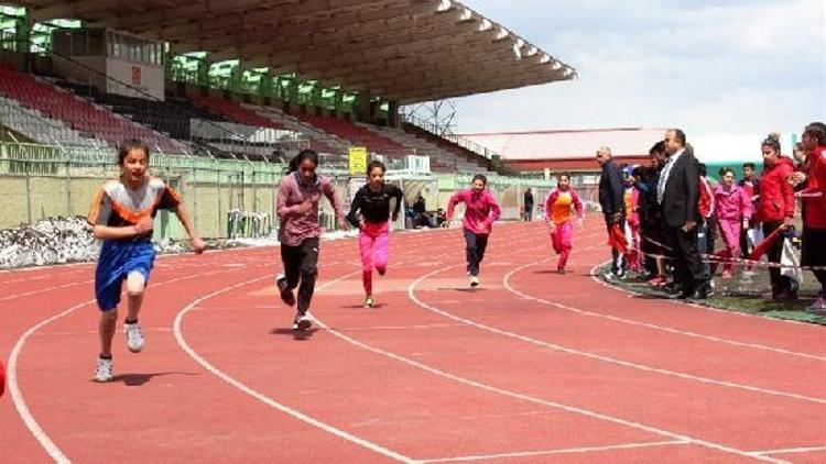 Ağrıda atletizm şenliği