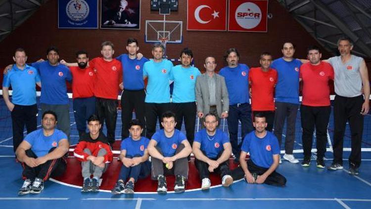 Oturarak voleybol milli takımı Avrupa sınavına hazır