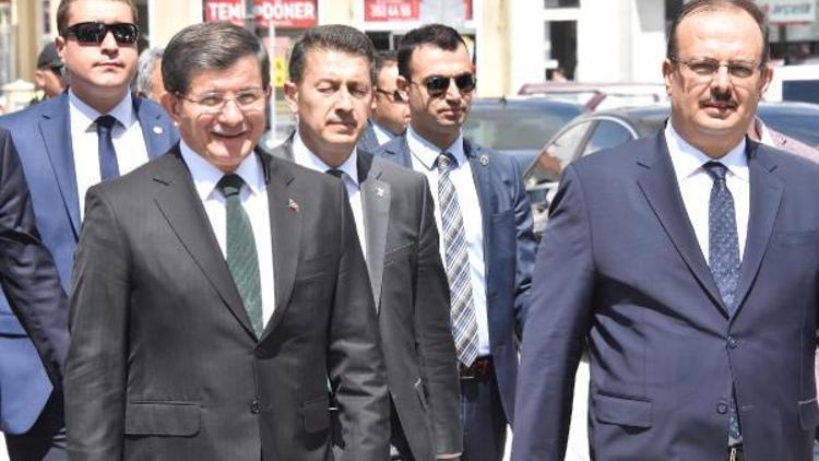 Davutoğlu, Erdoğanın Konya mitingine katılacak