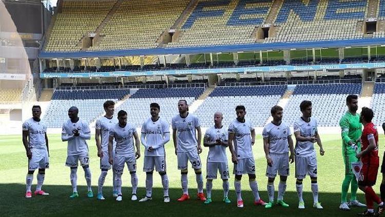 Fenerbahçe hazırlık maçında Ümraniyesporu 4-2 mağlup etti