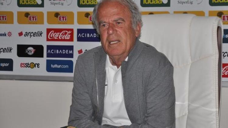Mustafa Denizli:Eskişehirspor gelecek yıl Süper Ligde olacak
