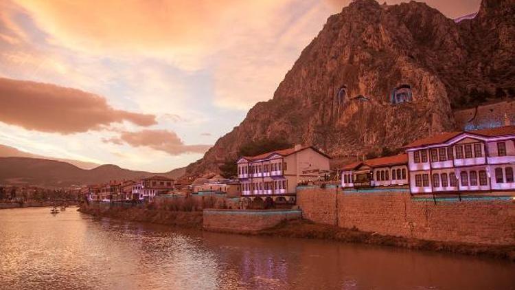 Amasya Valisi Işık’ın turizm haftası mesajı