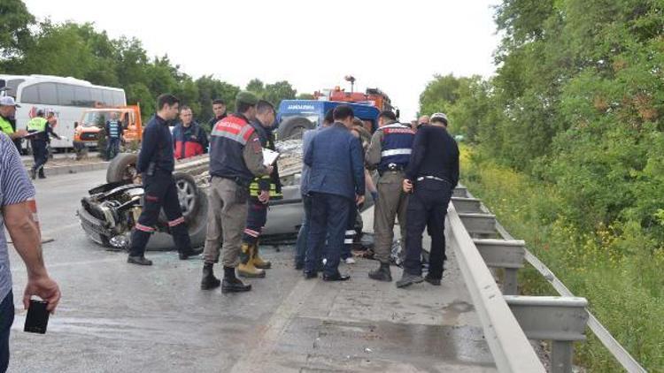 Manisada zincirleme kaza: 1 ölü, 4 yaralı