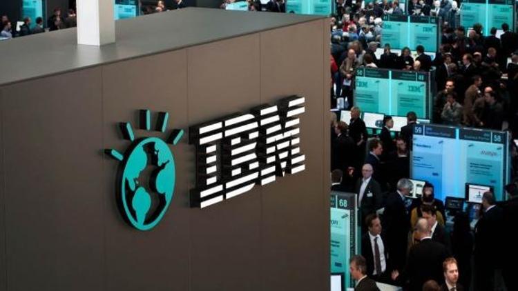 IBMin net karı ve geliri ilk çeyrekte azaldı