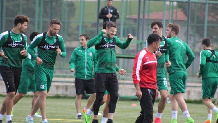 Bursaspor’da eğlenceli antrenman