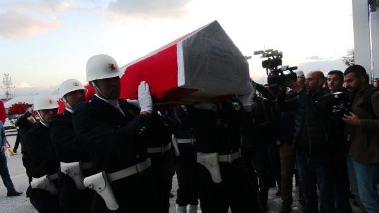 Malatyalı şehit polis Yıldırım, toprağa verildi