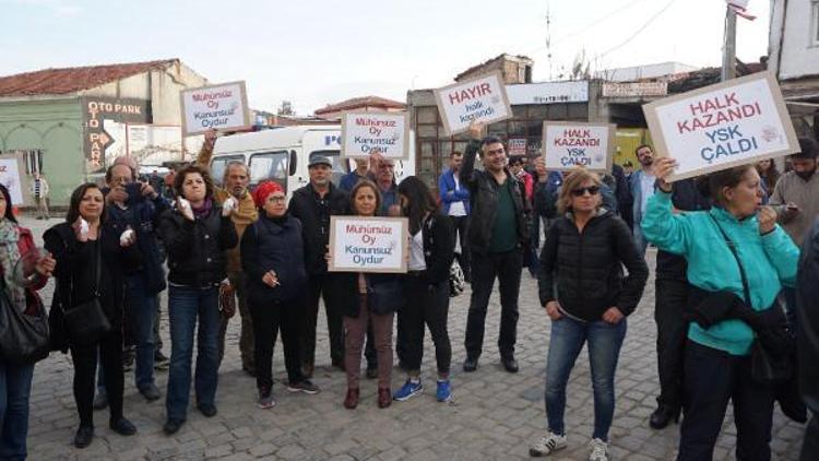 YSKya düdük ve cezveli protesto