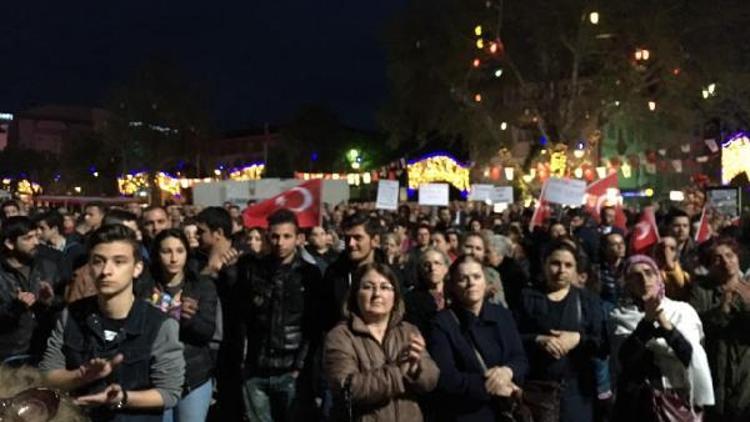 Lüleburgaz’da  YSK’nın kararını protesto yürüyüşü