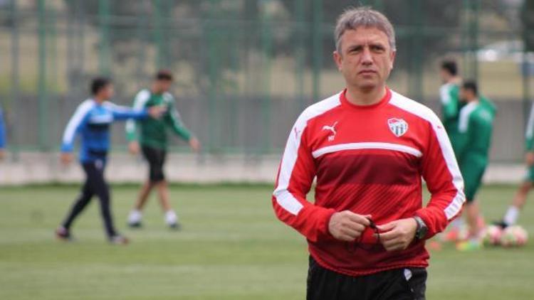 Bursaspor Teknik Direktörü Topçu: Hedefimiz 3 puan