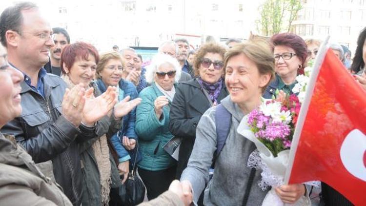 Referandumun iptali için İstanbuldan Ankaraya yürüyen doktor, Bozüyüke geldi (2)