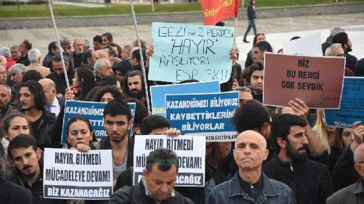İzmirde referandum protestosu
