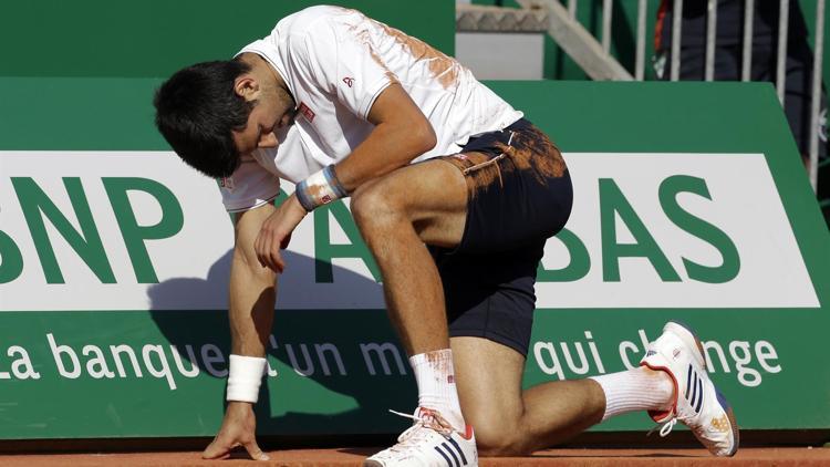 Djokovic, çeyrek finalde veda etti