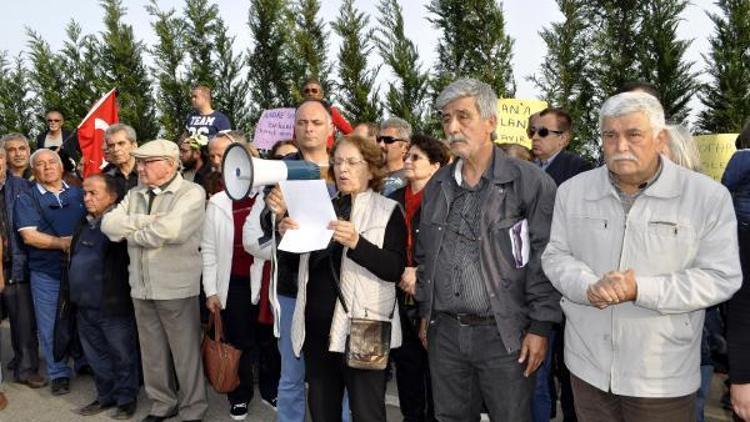 Finikede kadınlar plajı eylemi