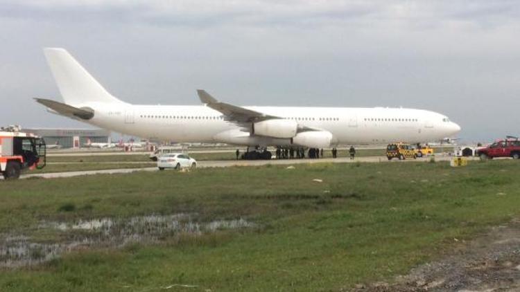 Atatürk Havalimanı’na bakıma gelen uçak toprağa çıktı