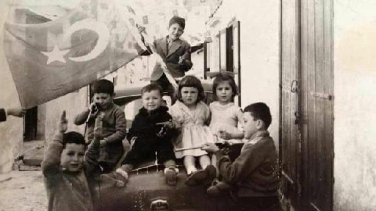 Yıl 1950...KKTCde çocukların 23 Nisan coşkusu