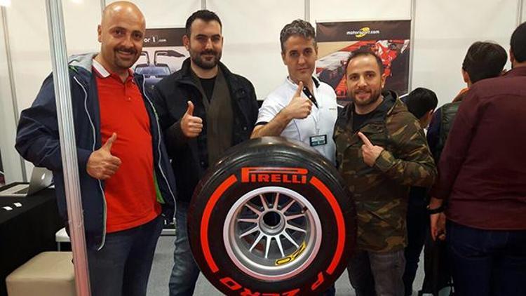 Gerçek Formula 1 lastikleri İstanbul Autoshowda